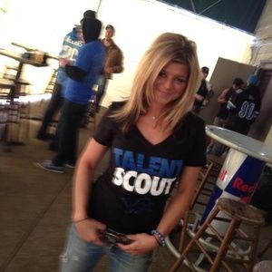 Meet your Posher, Amanda